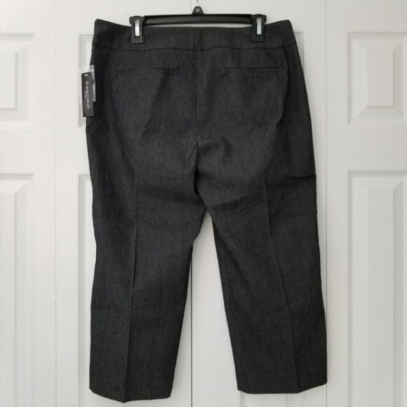 Sandro Sportswear Cropped Capri Pants Stretch Charcoal Gray Size 12 NWT - Picture 3 of 6